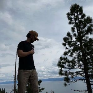 Meet your Posher, Eric